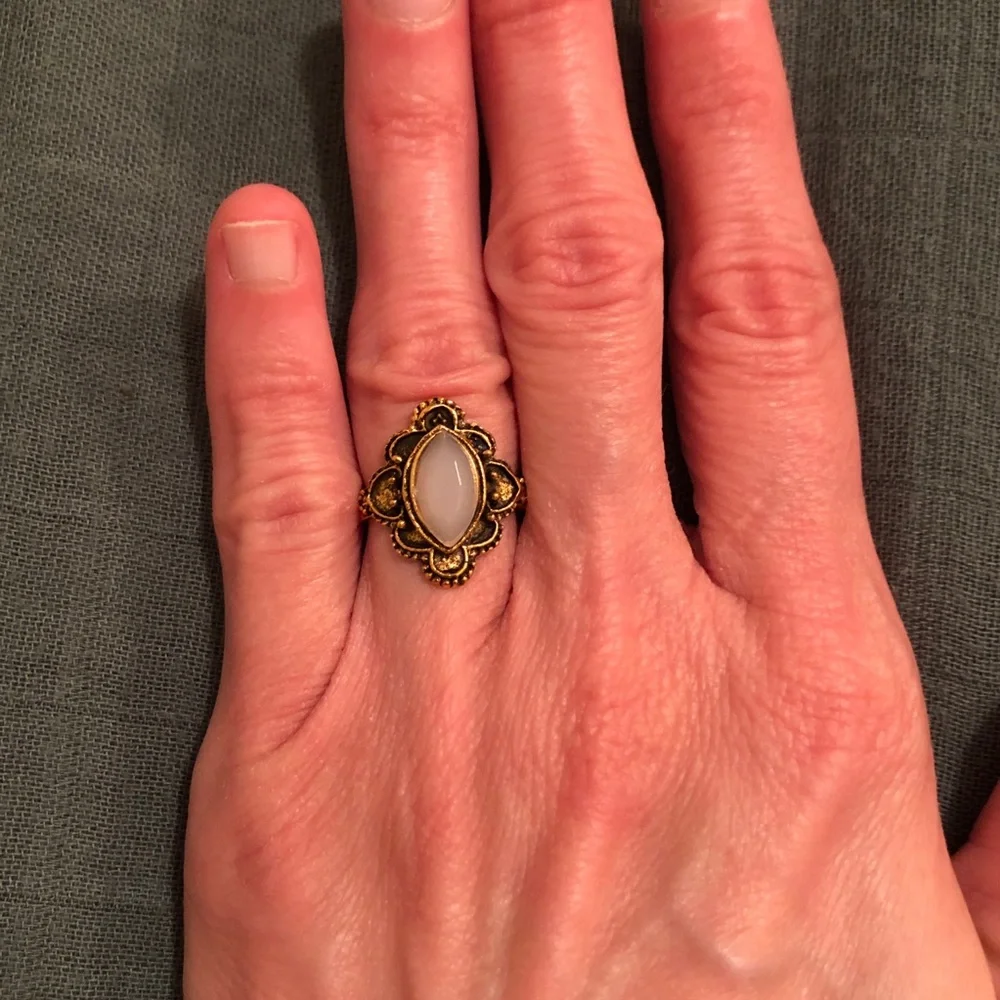 Elegant Bronze Gold Tone and White Faux Stone Ring - Picture 2 of 10